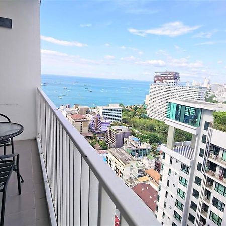 Llx Apartments At The Base Condo Pattaya Eksteriør billede