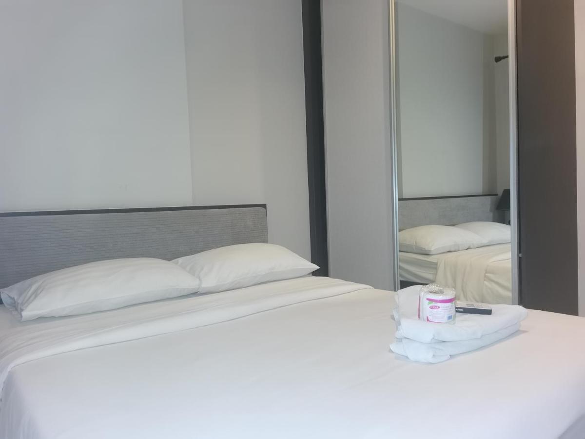 Llx Apartments At The Base Condo Pattaya Eksteriør billede