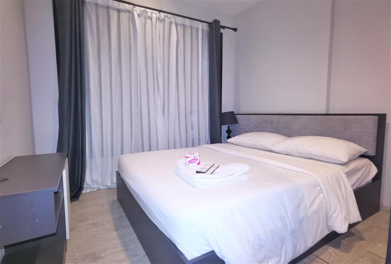 Llx Apartments At The Base Condo Pattaya Eksteriør billede