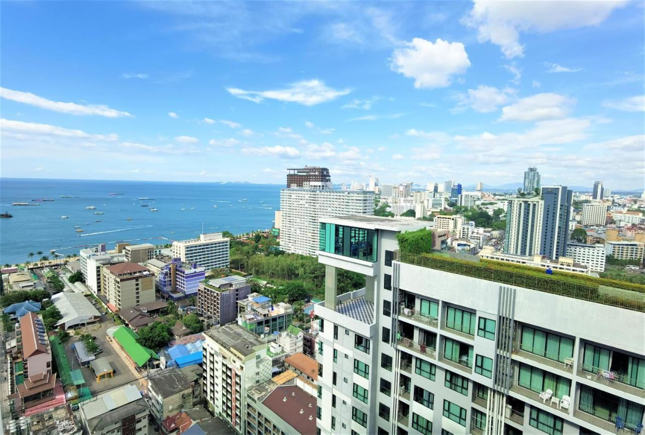 Llx Apartments At The Base Condo Pattaya Eksteriør billede
