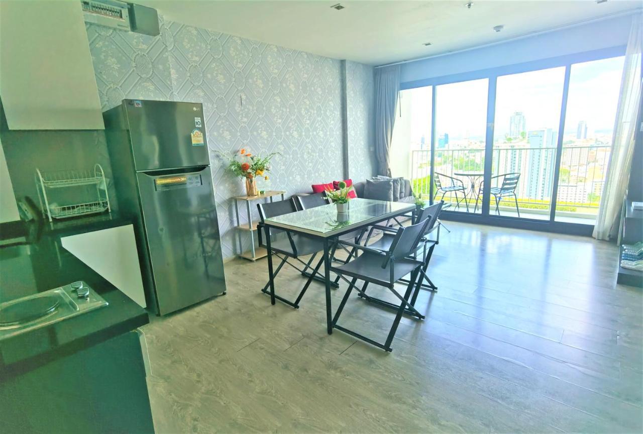 Llx Apartments At The Base Condo Pattaya Eksteriør billede