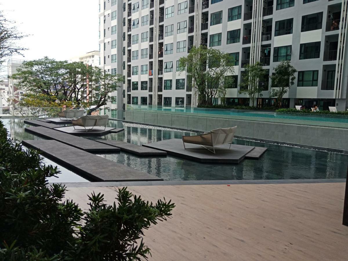 Llx Apartments At The Base Condo Pattaya Eksteriør billede