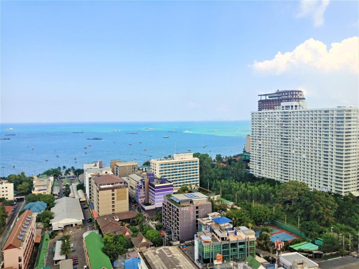 Llx Apartments At The Base Condo Pattaya Eksteriør billede